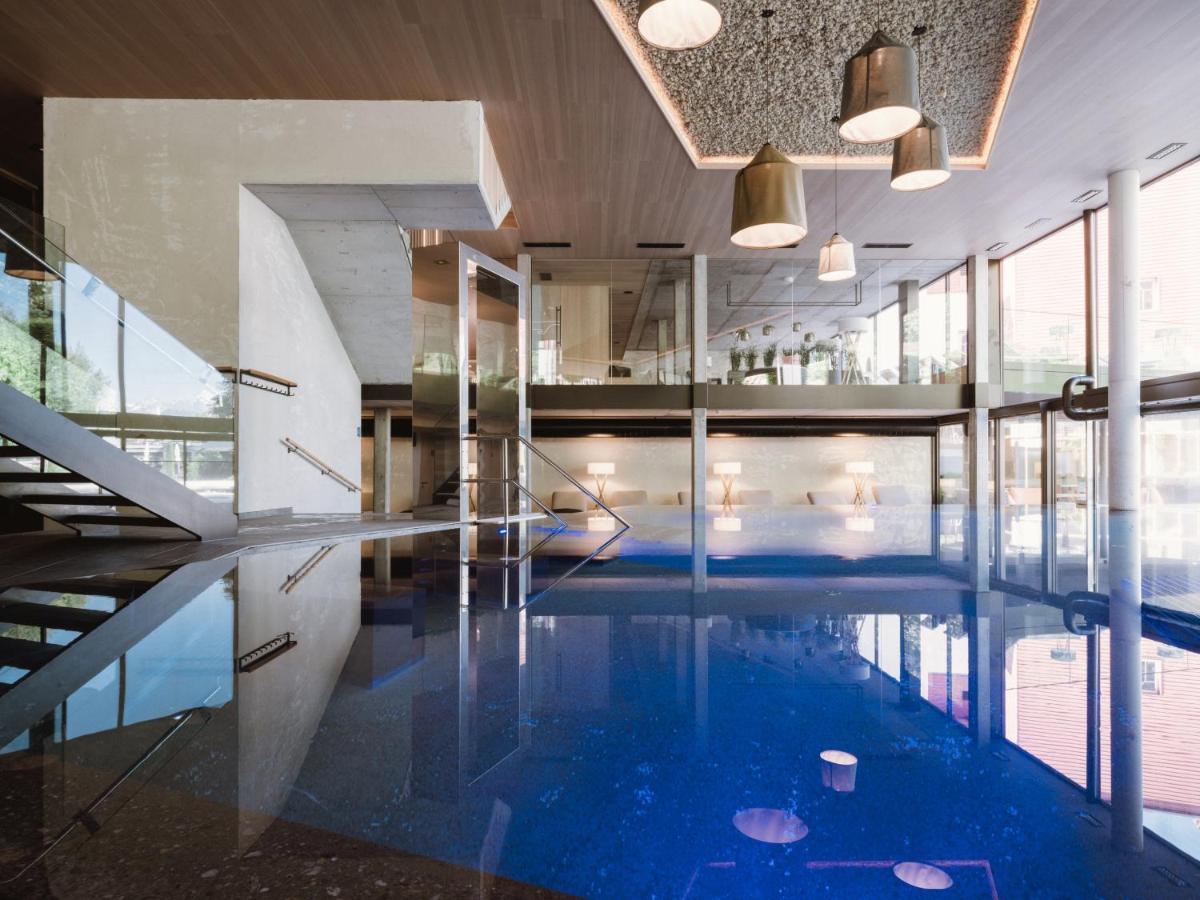 Lindenhof Pure Luxury & Spa Dolcevita Resort Натурно Екстер'єр фото
