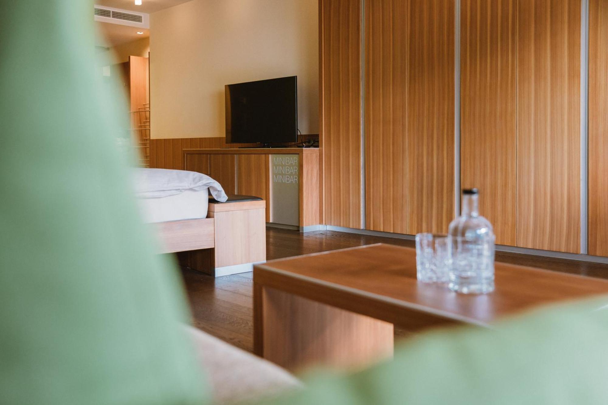 Lindenhof Pure Luxury & Spa Dolcevita Resort Натурно Екстер'єр фото