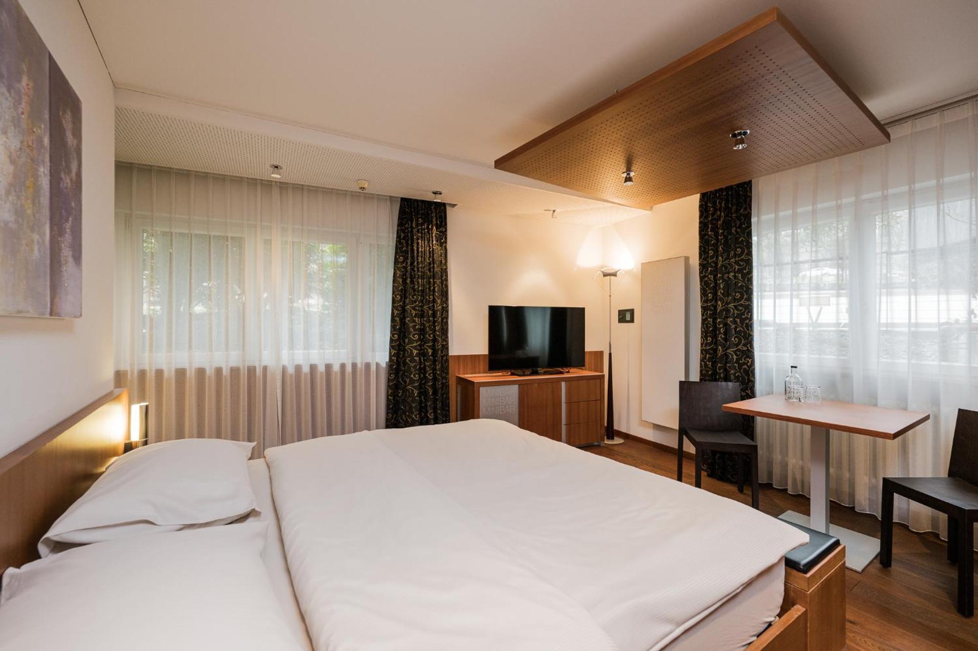 Lindenhof Pure Luxury & Spa Dolcevita Resort Натурно Екстер'єр фото