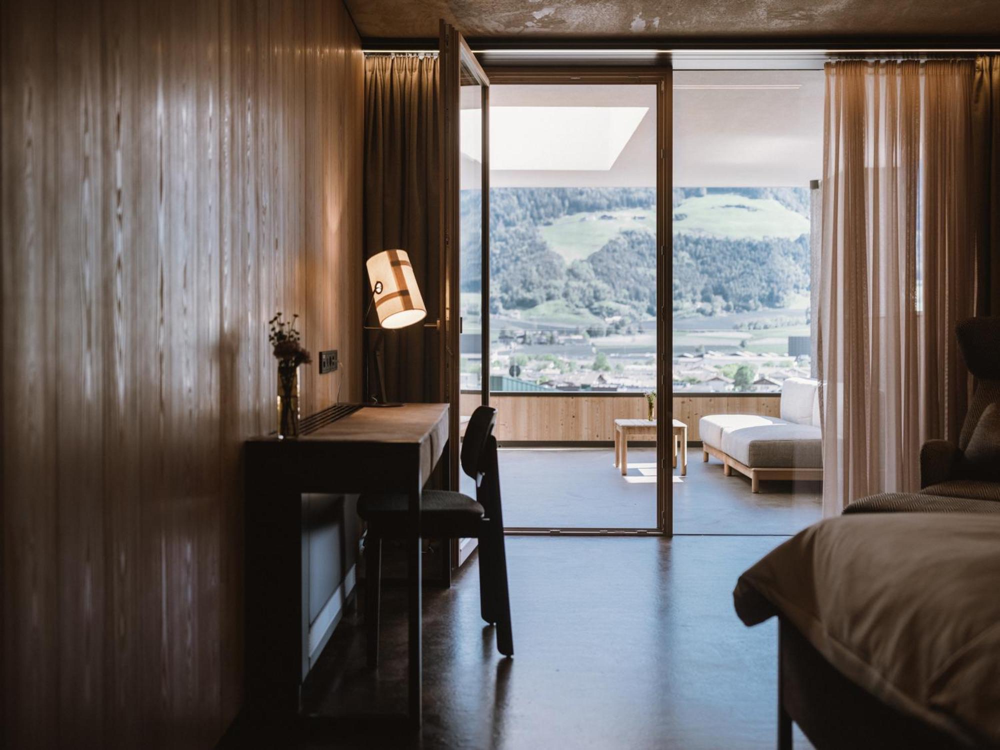 Lindenhof Pure Luxury & Spa Dolcevita Resort Натурно Екстер'єр фото